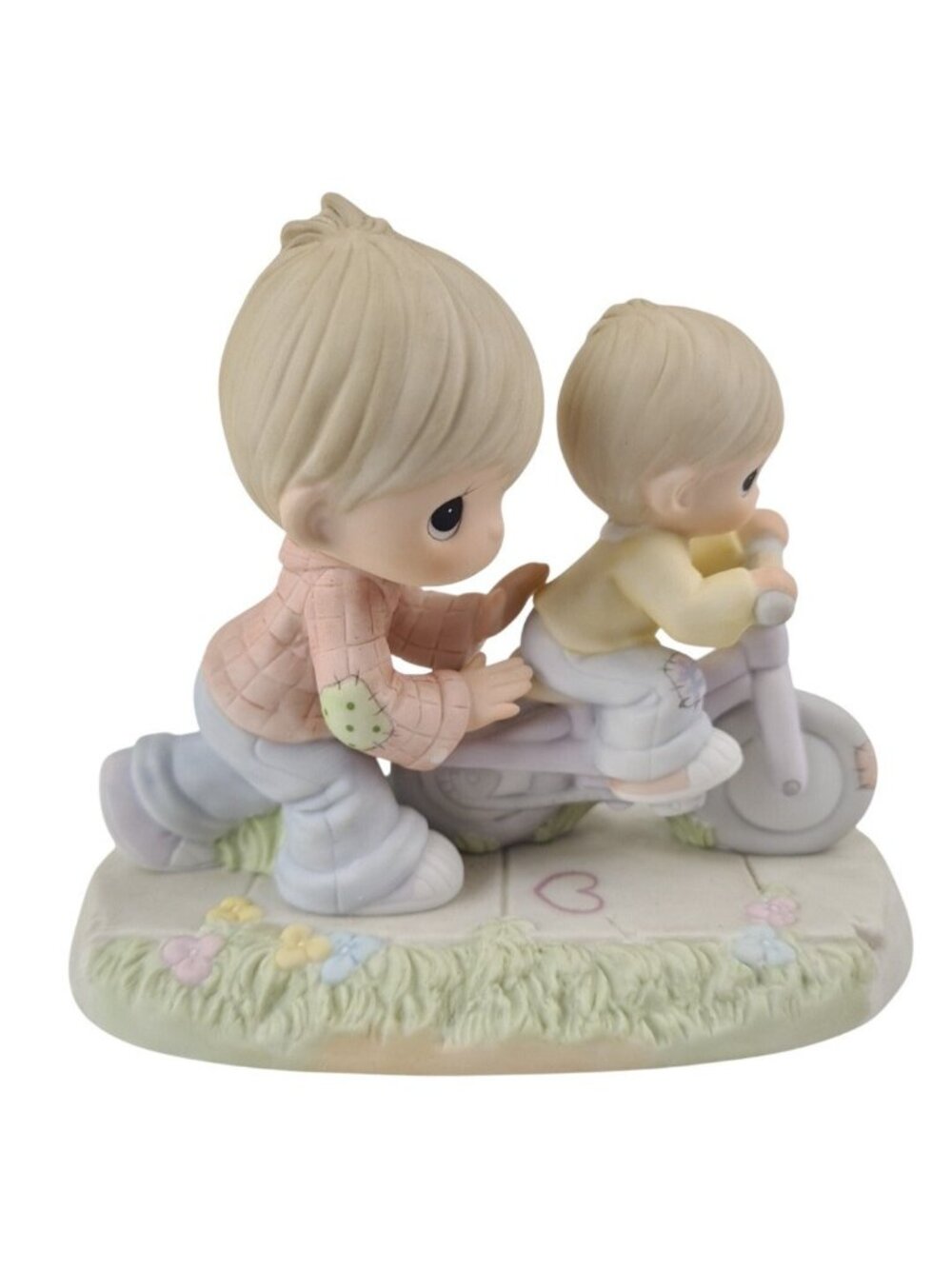 Precious Moments PM0032 Safe In The Hands Of Love 2003 Members Only Figurine